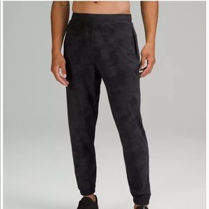 Lululemon Men’s Surge Jogger